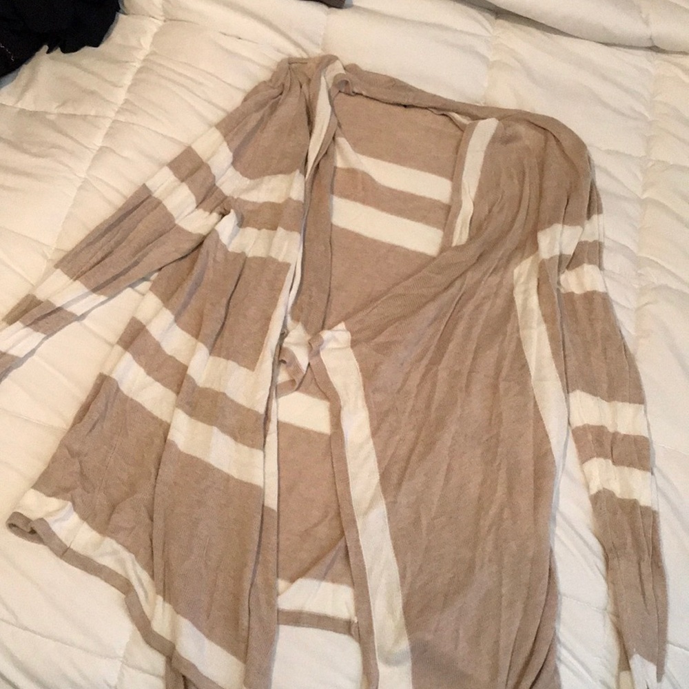 Beige and white cardigan